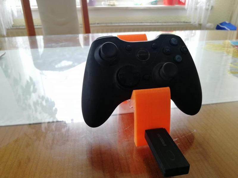 Gamepad stand