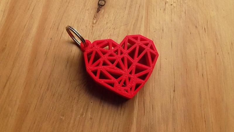 GEOMETRIC HEART KEY RING