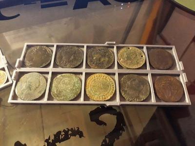 Medal for coin storage