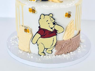 Winnie the Pooh – Cake Topper Decoration