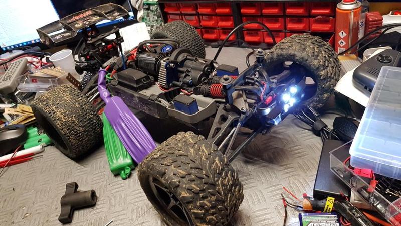 Traxxas E-Revo 1/8 Light Front and Rear Bumper