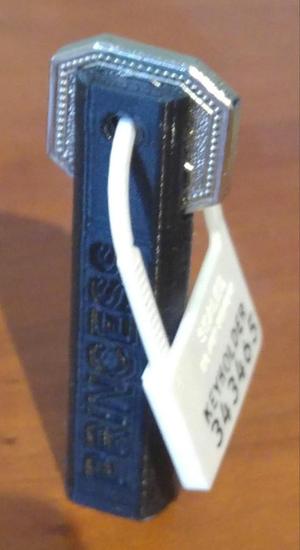 "Magic Locker" emergency key safe