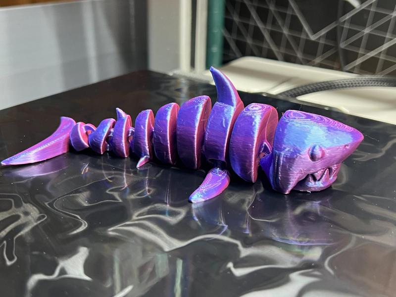 ARTICULATED SHARK