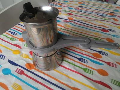 Coffeepot opener