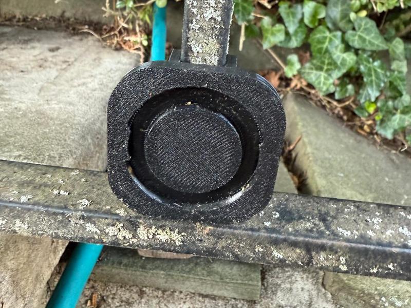 Member's Mark LED Solar Disc Lights Railing Clip