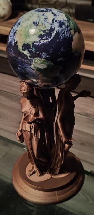 Mova Statue Scarface