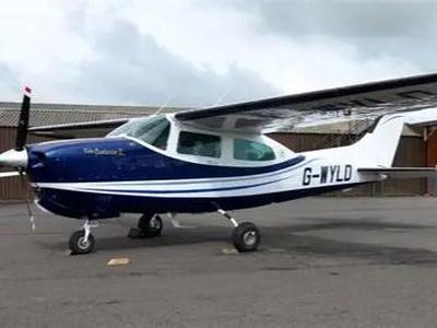 Cesna 210