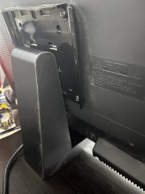 Simple TV/monitor Stand   