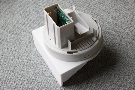 Rain gauge wall mount (TFA 30.3161 Monsun / KW9015)   