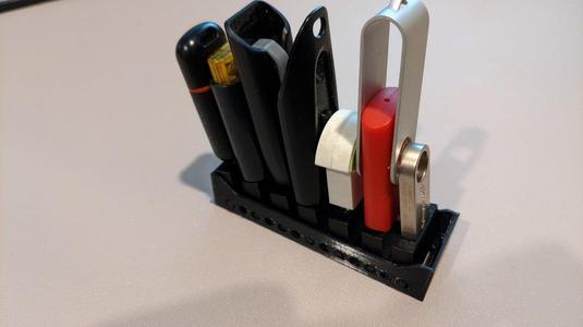 USB Holder