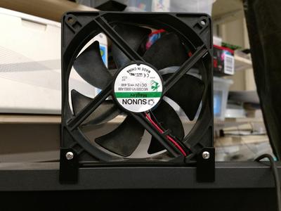 Fan monitor mount