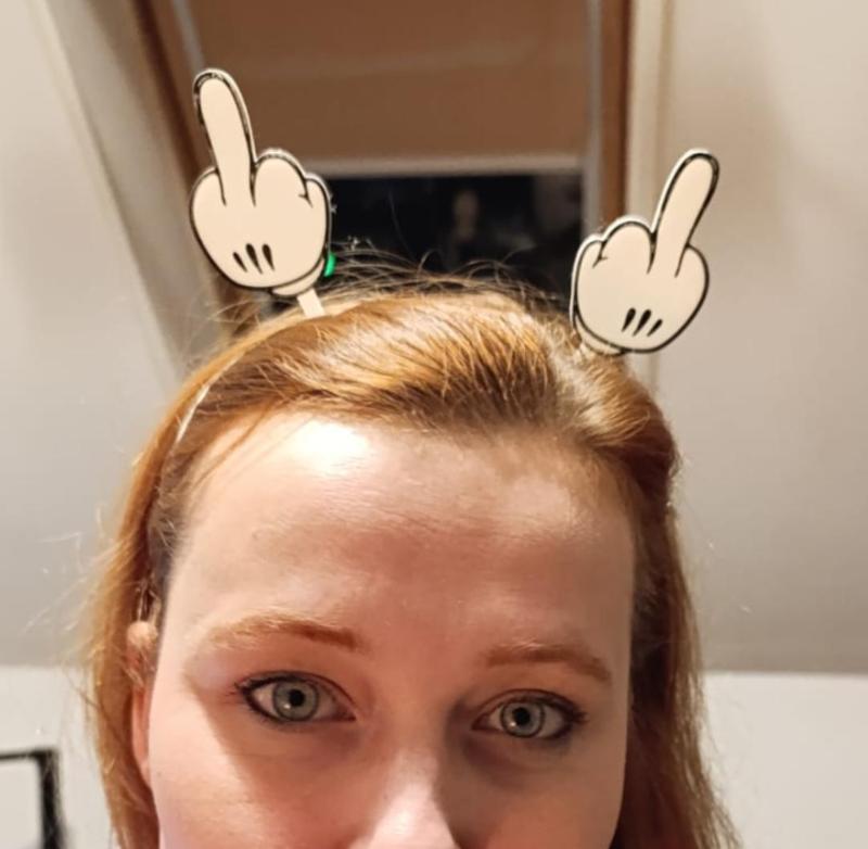 Hair band mickey´s middle finger