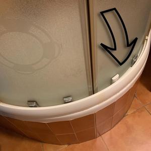 Replacement slider for Ravak shower