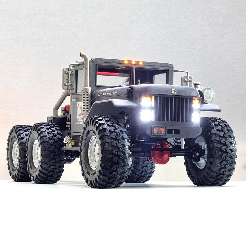 ESC 6x6 MK1 "Six Claw 6x6" _1/10 RC Body and Chassis