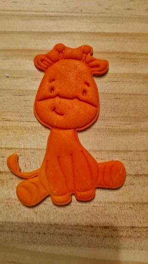 Giraffe cookie cutter