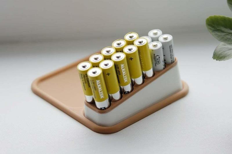 AAA Battery holder with pad