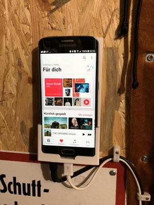 Samsung S6 Wallmount with audio gap