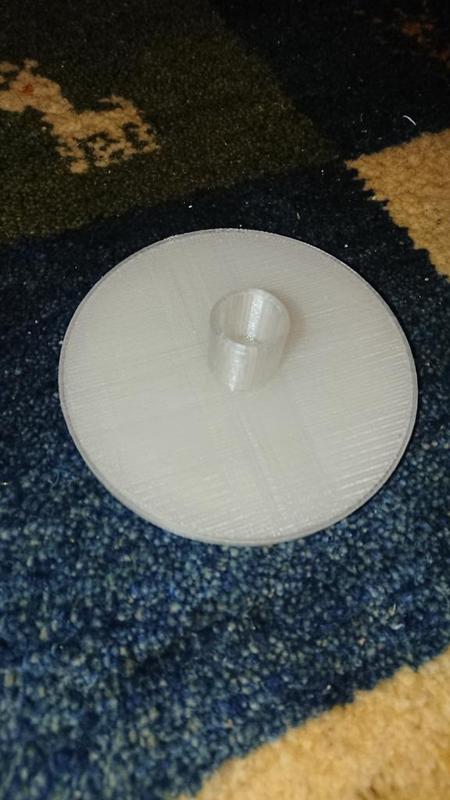 feet protection mats IKEA GLADOM / Pieds protection tapis table IKEA GLADOM.