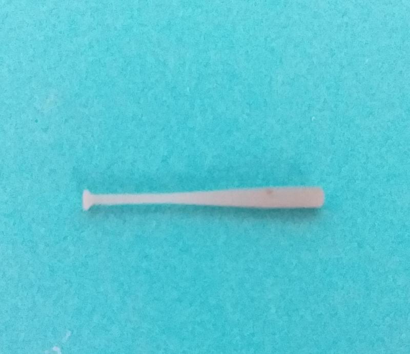 Baseball bat (scale 1/35)