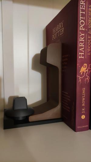 Railway bookends