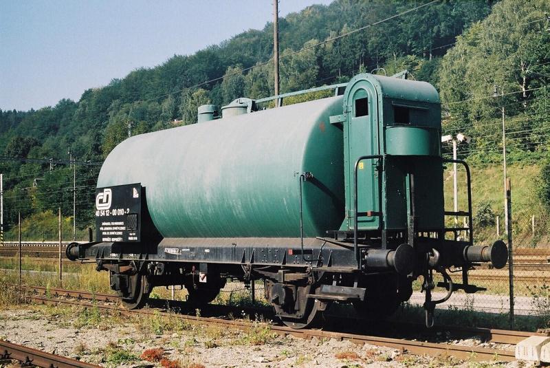 Tank Car Type "Uerdingen" ČSD Uh/Rt (Rth) scale 1:25