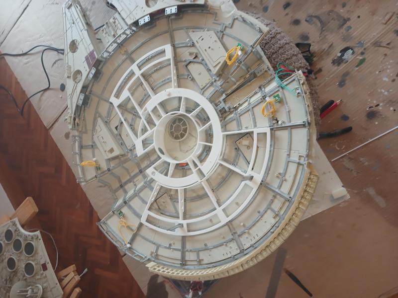 kit soute arriere millenium falcon deagostini 1/43