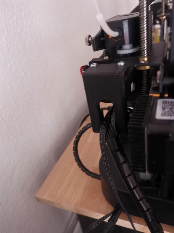 Eryone Er-20 Cable holder left