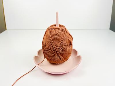 BloomSpin Yarn Holder