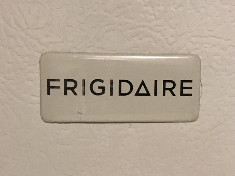 Frigidaire Freezer Handle and Plastic Pins