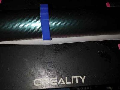 Vinyl Roll Holder with Hole for Dispensing - Cricut Tool