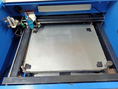 Escuadras para base laser (Brackets for laser base)   