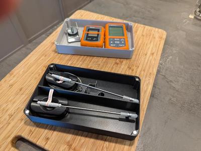 Stackable magnetic box   
