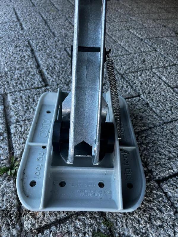 Alko Bigfoot adapter for Hobby supports   