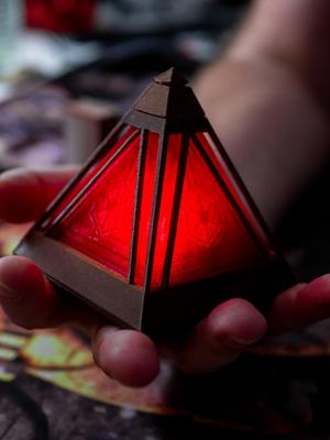 Sith Holocron – Lamp / Cosplay Prop