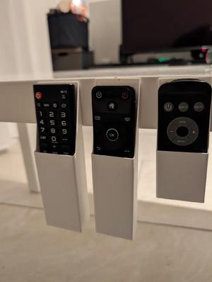 Halterungen für Fernbedienung   