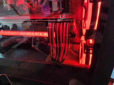 Meshify C Fan Shroud with PCIE Cable hole   