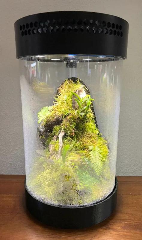 Oasis Smart Terrarium   