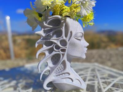 Sculpted Female Bust Planter – Elegance & Flow