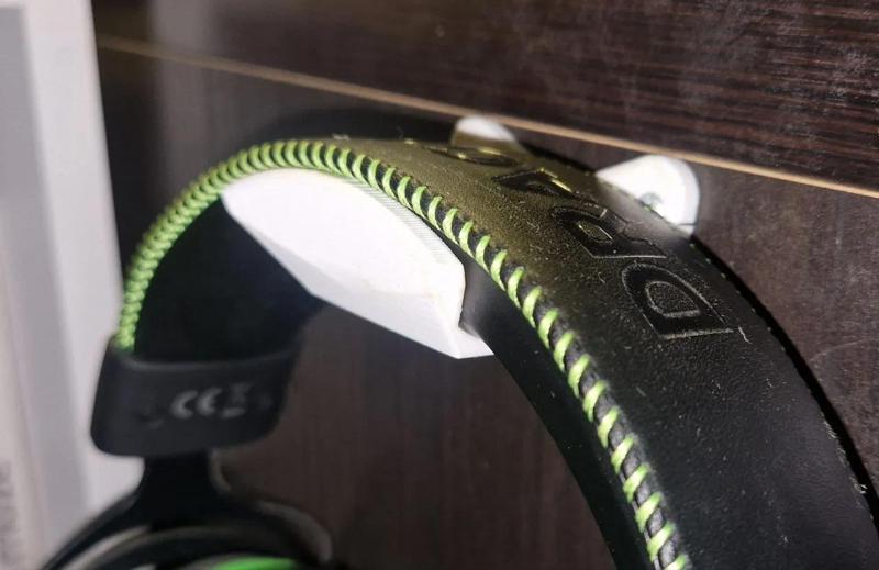 Držák na sluchátka pro CZC Dragon / Headphone holder for  CZC Dragon   