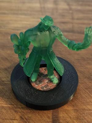 Medium to Large Miniature Base Adapter