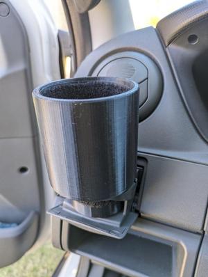 Iveco 2013 Daily Cupholder