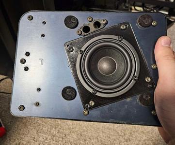 Volkswagen "Activ" door speaker adapter plate