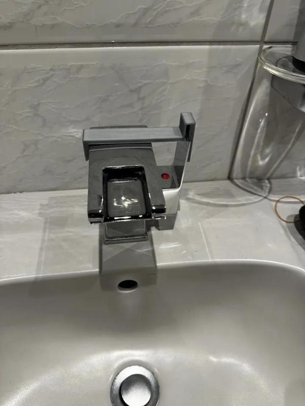 Wasserhahn Sicherung   