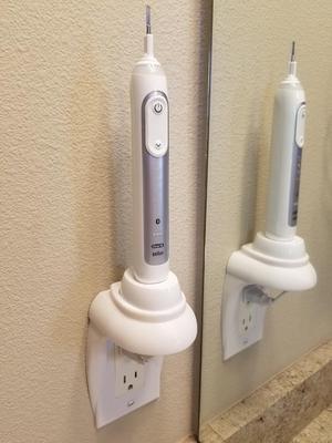 Oral-B Outlet Shelf