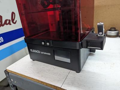 Elegoo Saturn 8K Heater, riser & USB connector and louver window