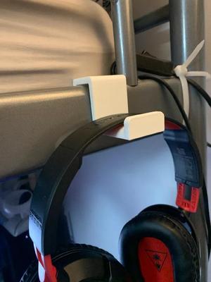 Headset Hanger for IKEA SVÄRTA Loft Bed   