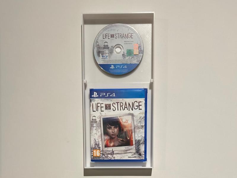 Game Frame -  Videogame Wall Mount