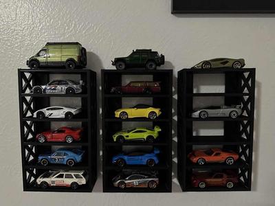 Hot Wheels Wall Tower - doublesided adhesive