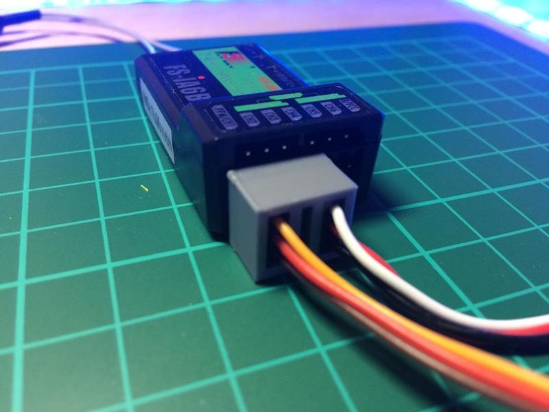 holding 3-pin RC connector