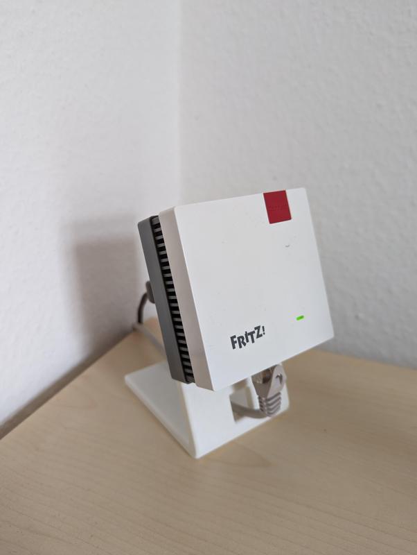 AVM FRITZ!Repeater 1200 (AX) Stand